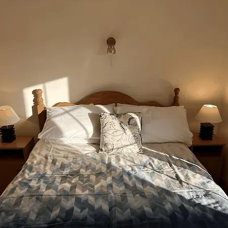 Holiday home Whispering Waves -